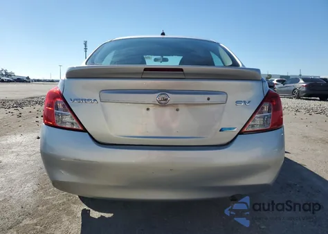 2014 Nissan Versa S из США, поврежденный, VIN 3N1CN7AP4EL819559